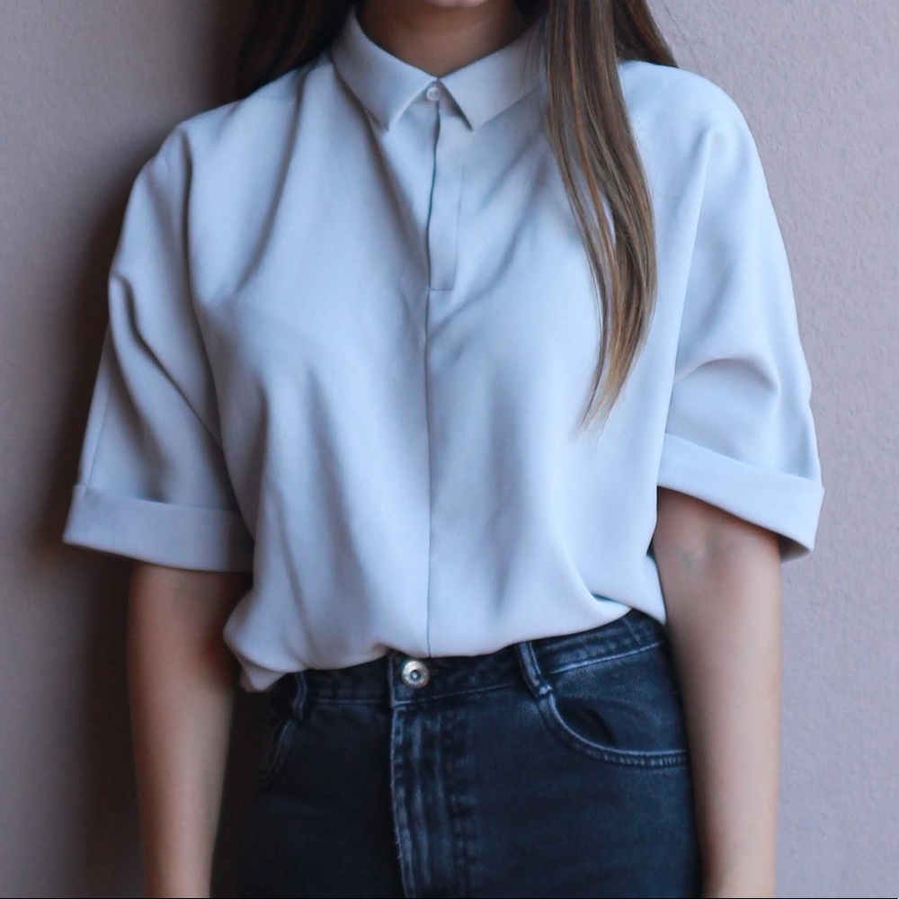 [ SOLD ] Uniqlo Collared/Drapeneck Shirt